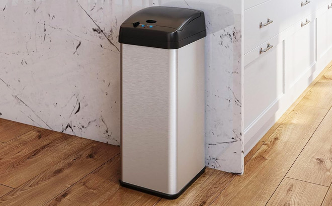 iTouchless 13 Gallon Kitchen Trash Can iTouchless 13 Gallon Kitchen Trash Can