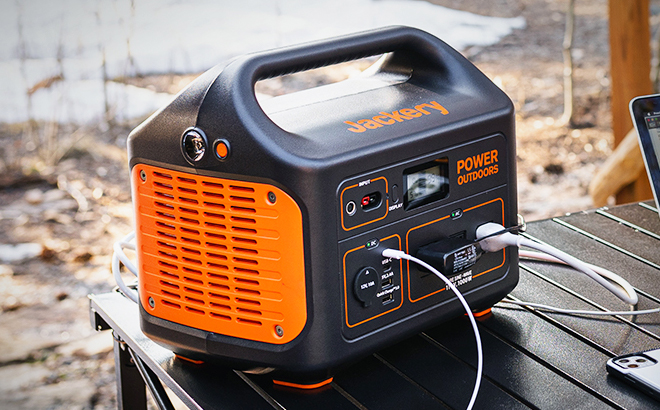 Jackery Explorer 1000 Portable Power Station Jackery Explorer 1000 Portable Power Station