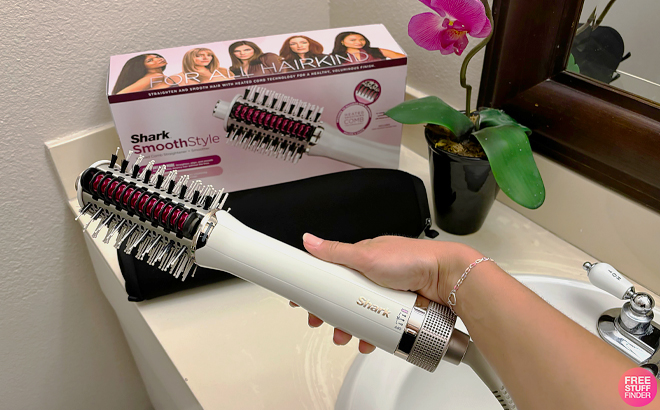 Shark SmoothStyle Heated Comb Blow Dryer Brush Shark SmoothStyle Heated Comb Blow Dryer Brush