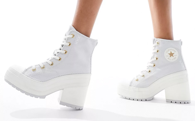 Converse Chuck 70 De Luxe Heeled sneakers with crafted stitching in light gray Converse Chuck 70 De Luxe Heeled sneakers with crafted stitching in light gray