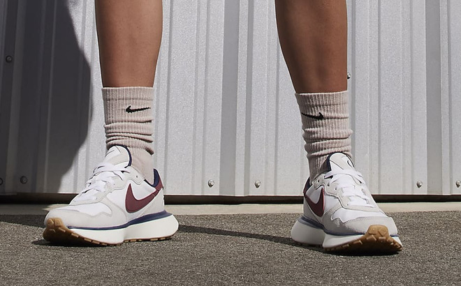 Nike Phoenix Waffle Womens Shoes Nike Phoenix Waffle Womens Shoes