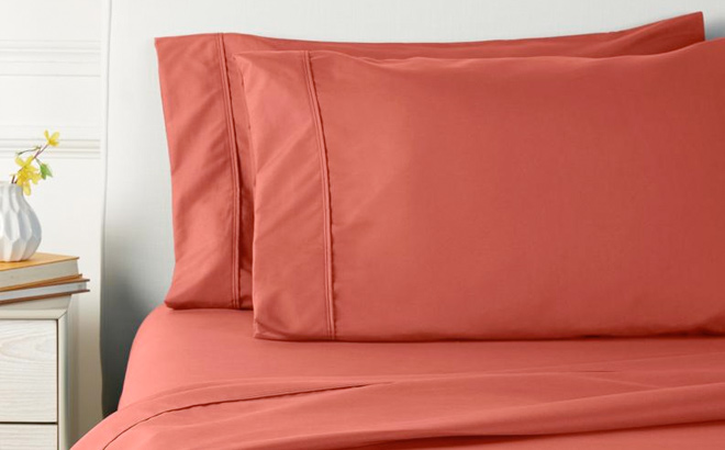 South Street 4 Piece Microfiber Sheet Set South Street 4 Piece Microfiber Sheet Set