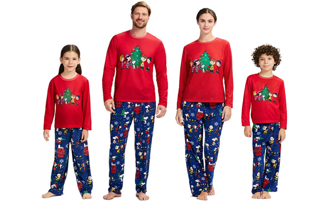 A Family in Peanuts Christmas Pajamas A Family in Peanuts Christmas Pajamas