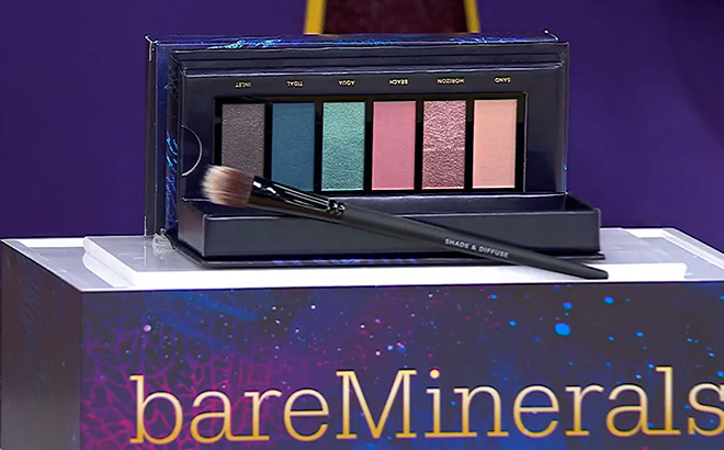 BareMinerals Mineralist Ocean Wonders Eyeshadow Palette with Brush BareMinerals Mineralist Ocean Wonders Eyeshadow Palette with Brush