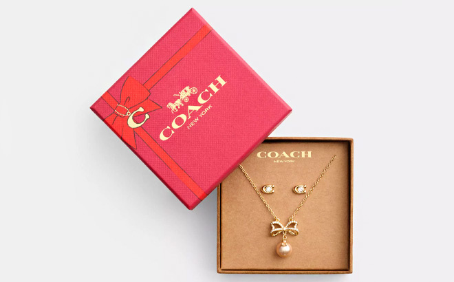Coach Outlet Bow Pearl Necklace And Earrings Set Coach Outlet Bow Pearl Necklace And Earrings Set