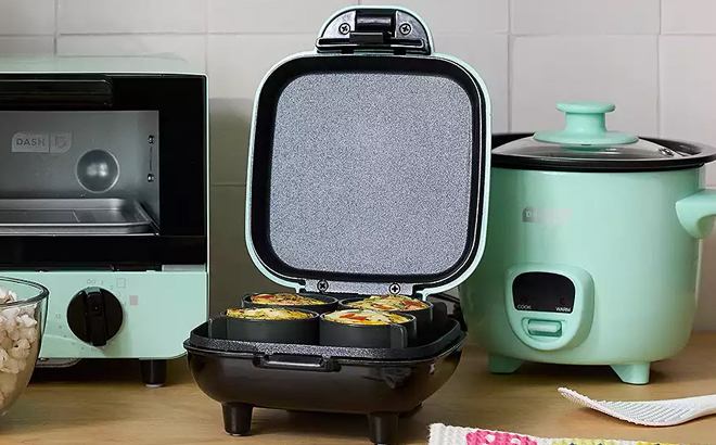 Dash Egg Bite Maker in Aqua Color Dash Egg Bite Maker in Aqua Color