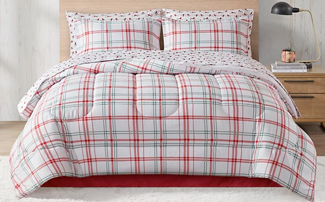 Design Lab Merry Bright 8 Pc Comforter Sets Design Lab Merry Bright 8 Pc Comforter Sets