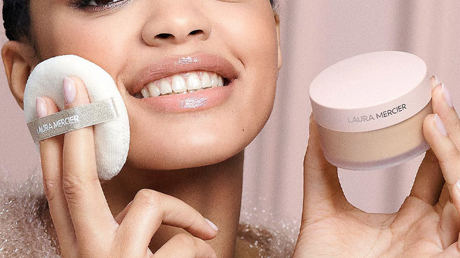 Laura Mercier Transluscent Loose Setting Powder and Puff Laura Mercier Transluscent Loose Setting Powder and Puff