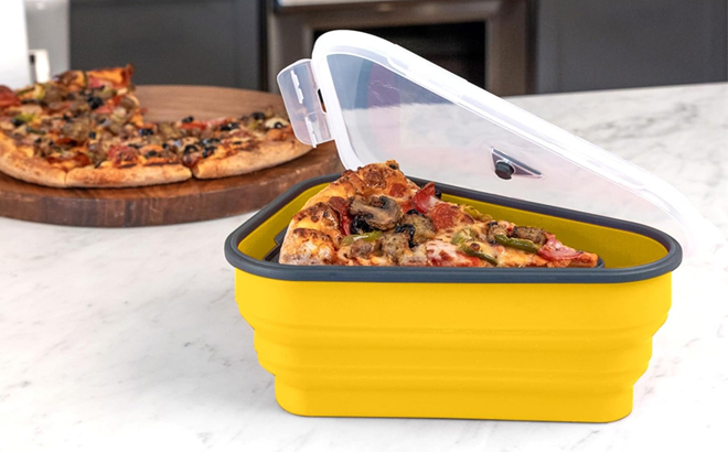 Pizza Pack Reusable Storage Container with 5 Serving Trays Pizza Pack Reusable Storage Container with 5 Serving Trays