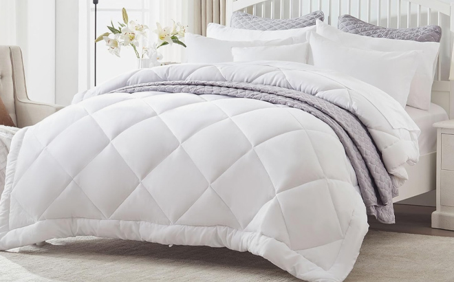 Sleep Zone Full Reversible Comforter Sleep Zone Full Reversible Comforter