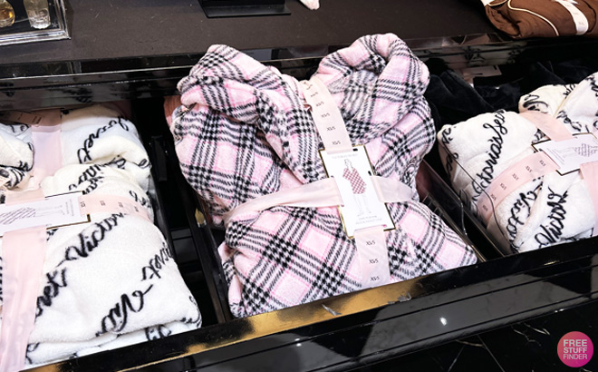 Victorias Secret Short Cozy Robes