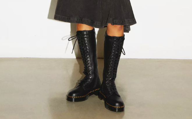 Dr Martens 1B60 Bex Pisa Leather Knee High Boots Dr Martens 1B60 Bex Pisa Leather Knee High Boots