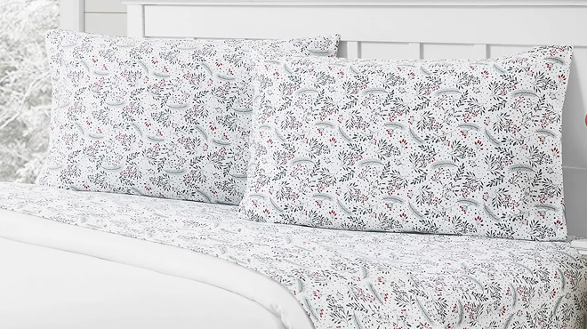 Sanders Printed Microfiber 3 Piece Sheet Set Sanders Printed Microfiber 3 Piece Sheet Set