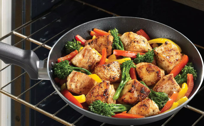 T Fal Essentials Giant Family Frypan T Fal Essentials Giant Family Frypan