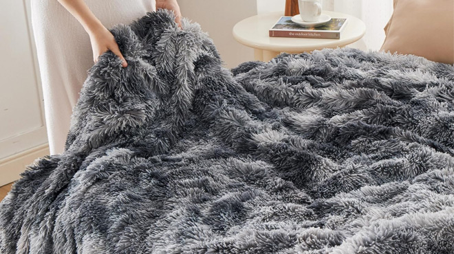 Throw Blanket on a Bed Throw Blanket on a Bed