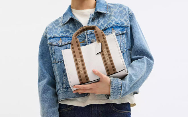 Coach Outlet Smith Tote Bag 24
