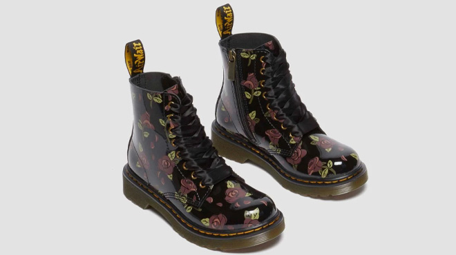 Dr. Martens Kids 1460 Boots Dr. Martens Kids 1460 Boots