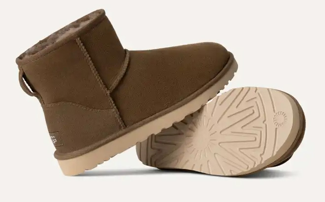 UGG Mens Classic Mini Boot UGG Mens Classic Mini Boot
