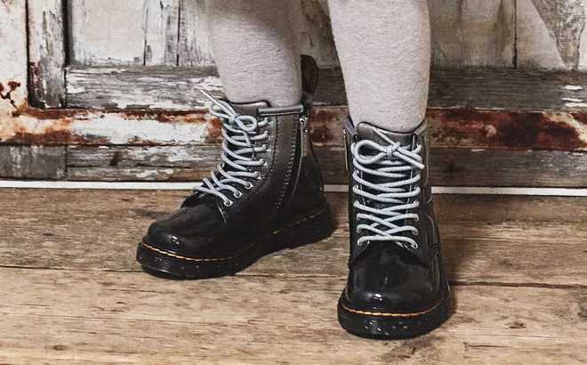 A Kid Wearing Dr Martens CToddler 1460 Gradient Glitter Leather Lace Up Boots A Kid Wearing Dr Martens CToddler 1460 Gradient Glitter Leather Lace Up Boots