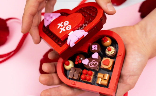 Brickcraft Bricktanicals Chocolate Box Building Kit