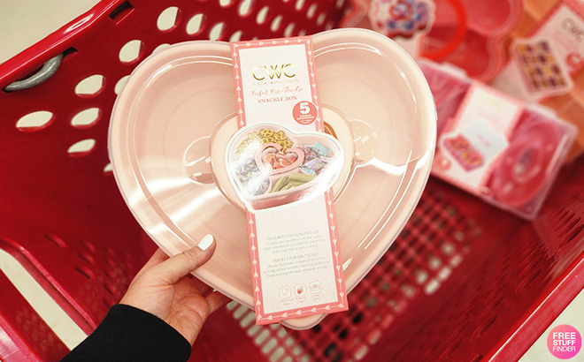 Cook With Color Valentine Heart Shaped Snacklebox 1