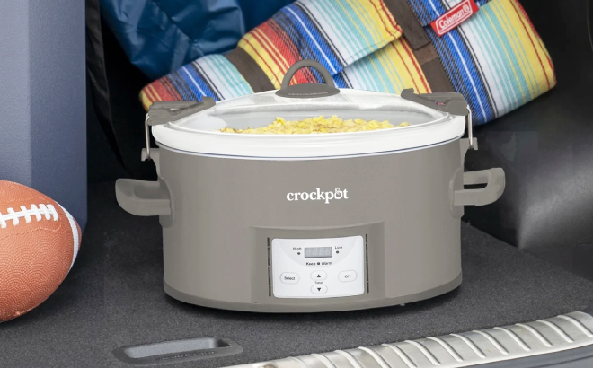 Crock Pot Programmable 7 Quart Cook and Carry Slow Cooker Crock Pot Programmable 7 Quart Cook and Carry Slow Cooker