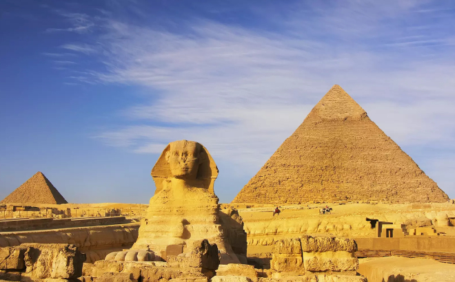 Giza Pyramid at Egypt Giza Pyramid at Egypt