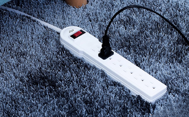 KMC 6 Outlet Surge Protector Power Strip