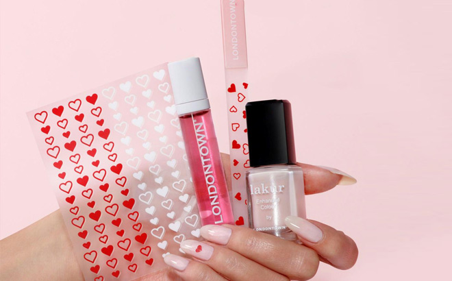 Londontown Love Lakur Valentines Day Manicure