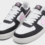 Nike Womens Nike Air Force 1 07 SE Casual Shoes