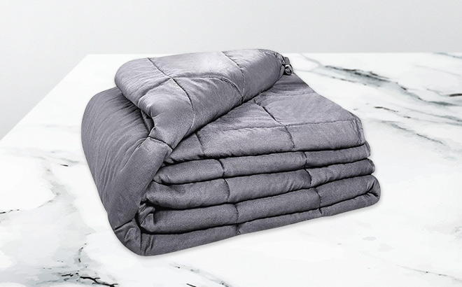 Quility Weighted Blanket on the Table