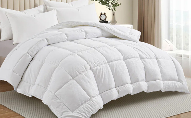 Wayfair Sleep All Season Down Alternative Comforter