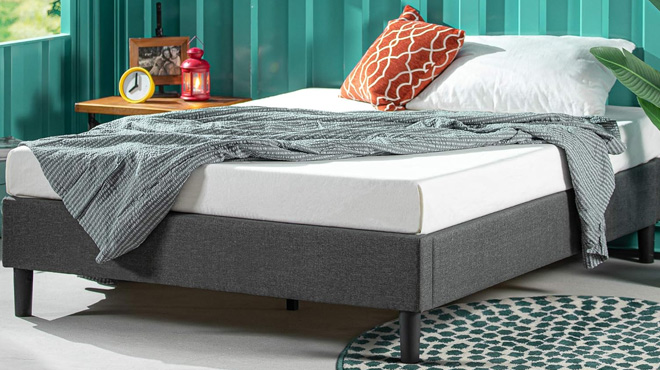 Zinus Curtis Queen Size Upholstered Platform Bed Frame