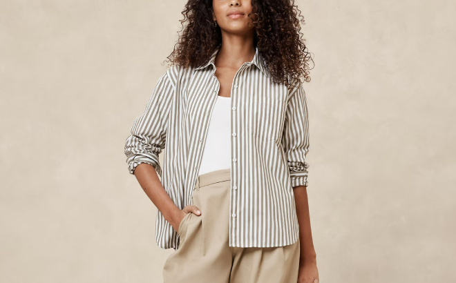 Banana Republic Factory Classic Poplin Shirt Banana Republic Factory Classic Poplin Shirt