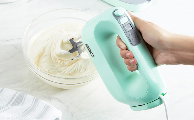 Dash Turbo 7 Speed Digital Hand Mixer