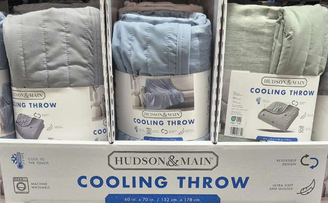 Hudson and Main Cooling Throws Hudson and Main Cooling Throws