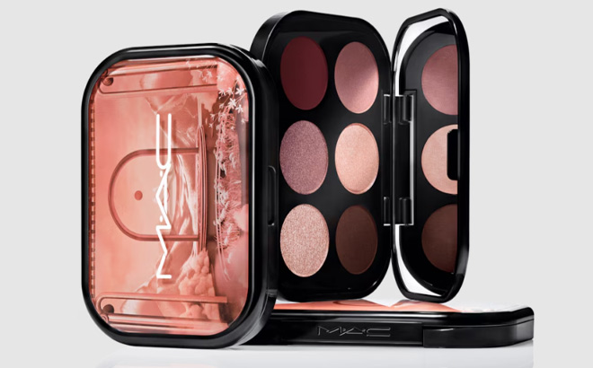 MAC Connect In Colour Eye Shadow Palette Embedded in Burgundy MAC Connect In Colour Eye Shadow Palette Embedded in Burgundy