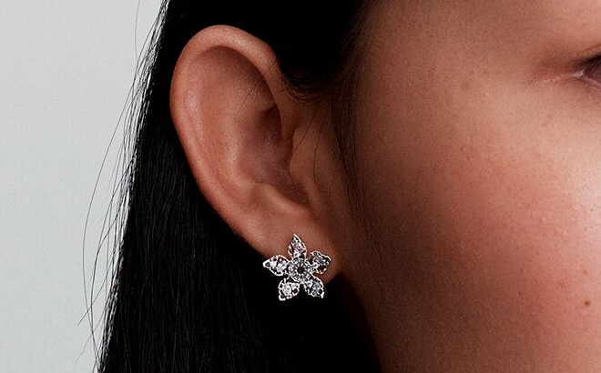 Pandora Stranger Things Demogorgon Stud Earrings Pandora Stranger Things Demogorgon Stud Earrings