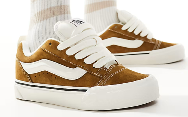 VANS Knu Skool Shoes VANS Knu Skool Shoes