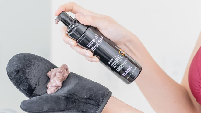 A person using a B Tan Violet Self Tanner Kit Love at First Tan