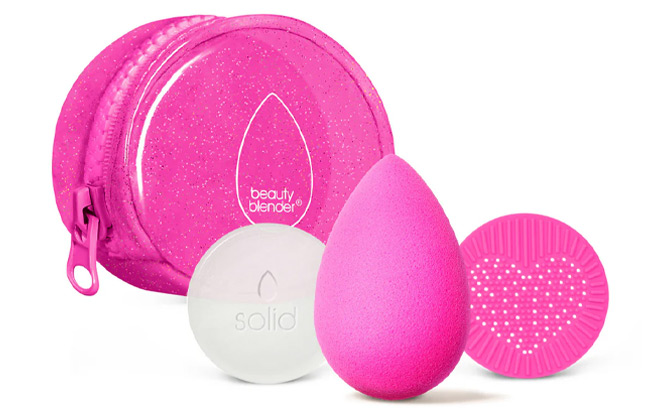 Beautyblender Glitter Besties on a White Background Beautyblender Glitter Besties on a White Background