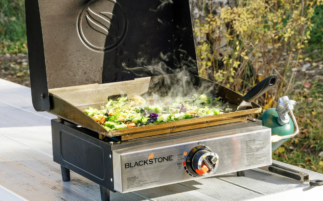 Blackstone 17 Inch Original Tabletop Propane Griddle with Hood