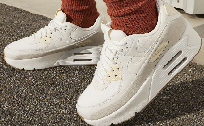 Nike Air Max 90 LV8 Shoes Nike Air Max 90 LV8 Shoes