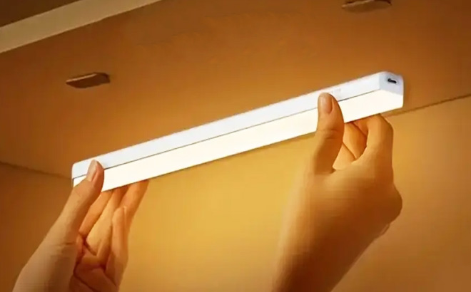 Rechargeable LED Motion Sensor Cabinet Lights Rechargeable LED Motion Sensor Cabinet Lights