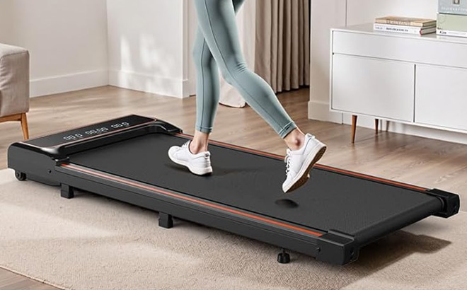 Smug Compact Armless Treadmill