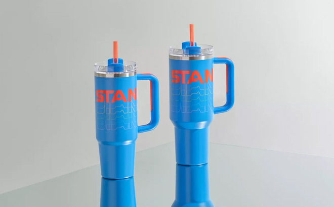 Stanley 30 Oz Quencher H2 0 FlowState Tumbler in Azure Stanley 30 Oz Quencher H2 0 FlowState Tumbler in Azure