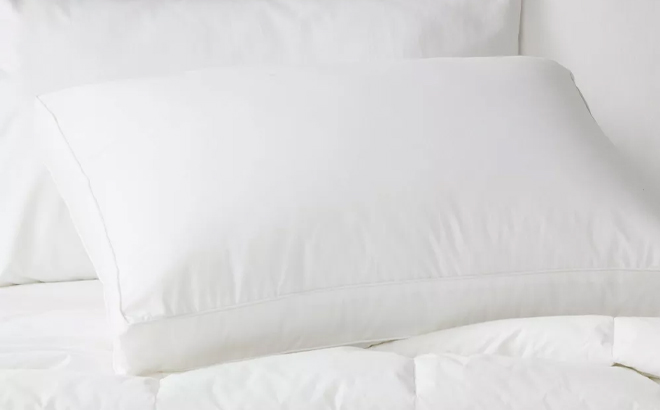 Threshold Extra Firm Performance Bed Pillow