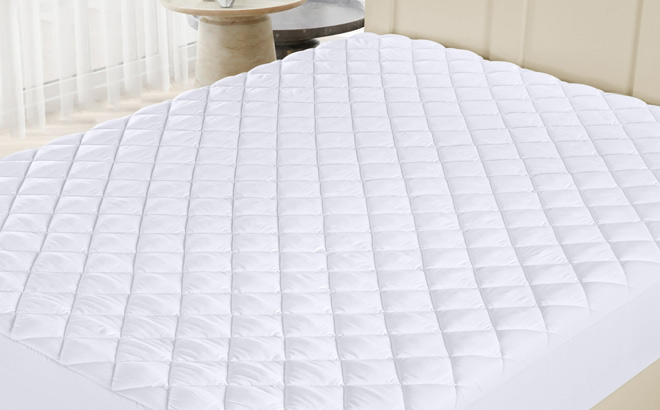 Utopia Bedding 16 Inch Queen Microfiber Mattress Topper