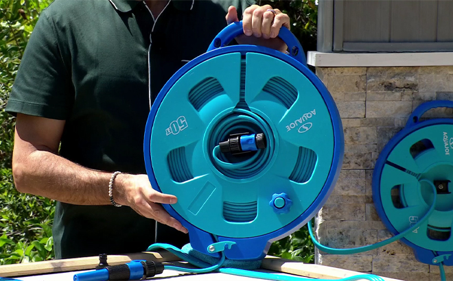 Aqua Joe 50 3 Tube Hose with Storage Case and Sprayer Aqua Joe 50 3 Tube Hose with Storage Case and Sprayer