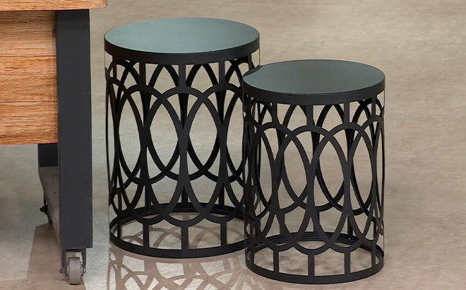 Garden Reflections Set of 2 Outdoor Nesting Accent Tables in Black Color